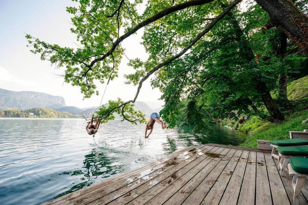 Private Beach House On Lake 블레드 외부 사진