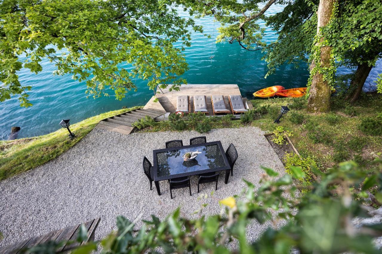 Private Beach House On Lake 블레드 외부 사진